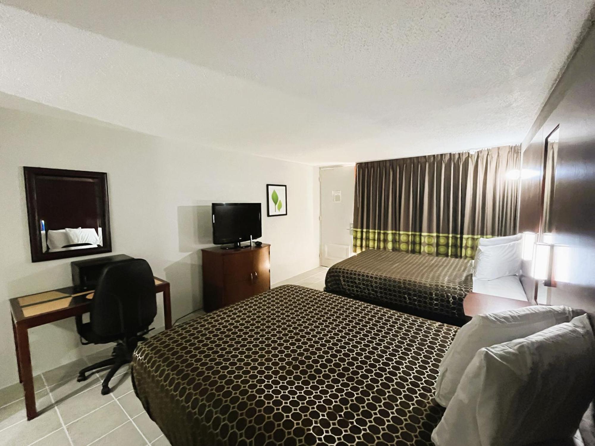 Budgetel Inn Phenix City Exterior foto
