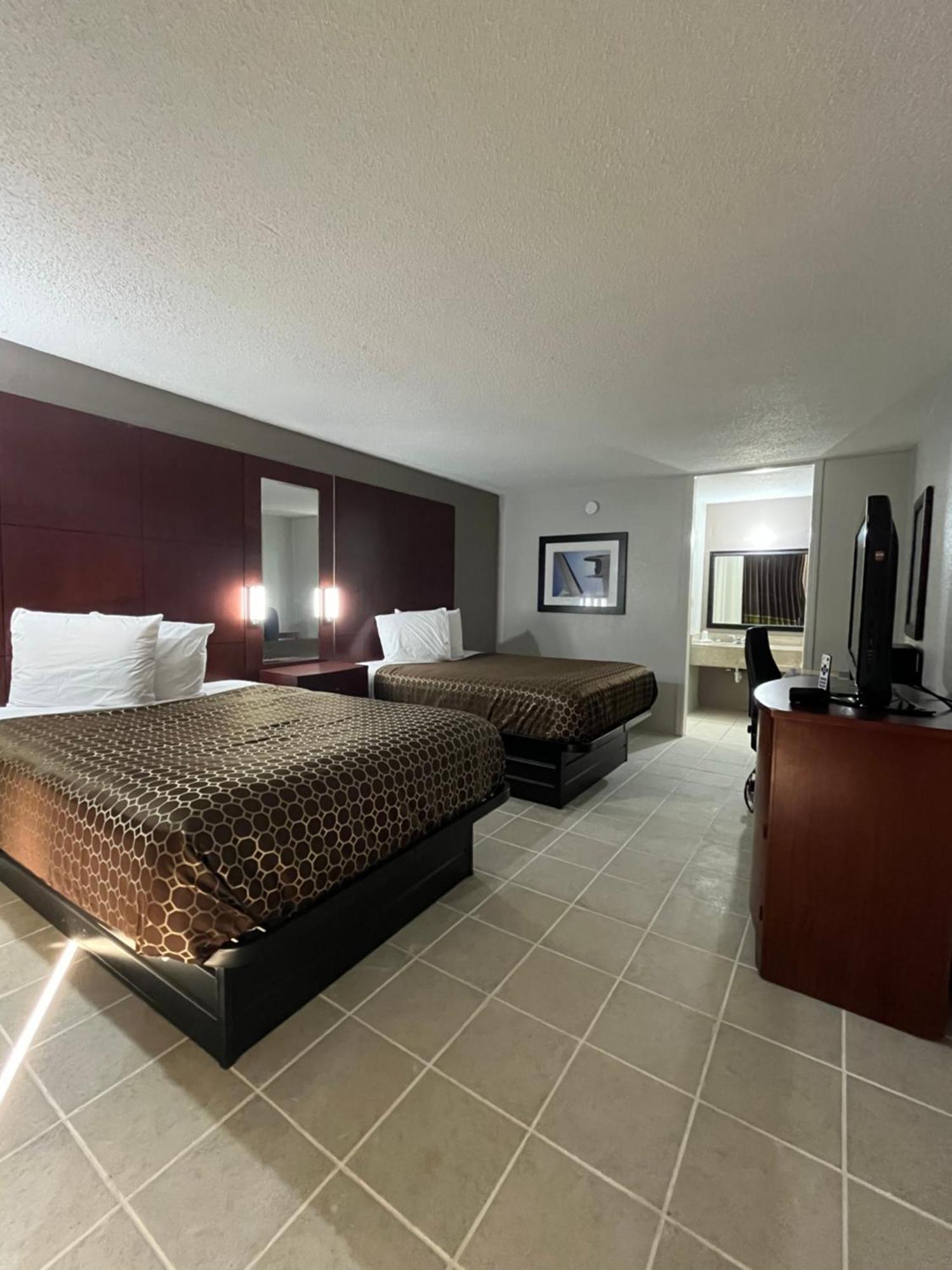 Budgetel Inn Phenix City Exterior foto