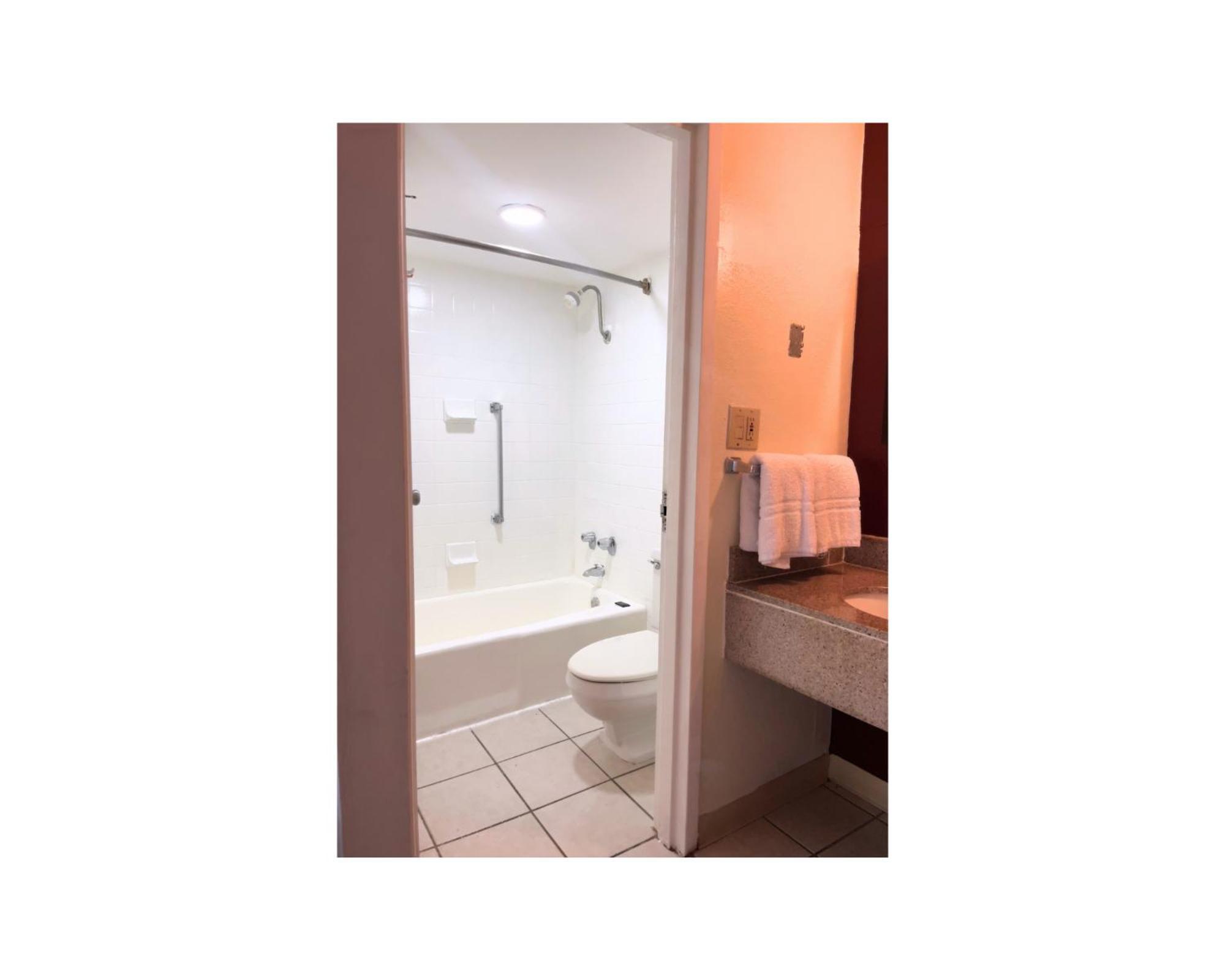 Budgetel Inn Phenix City Exterior foto